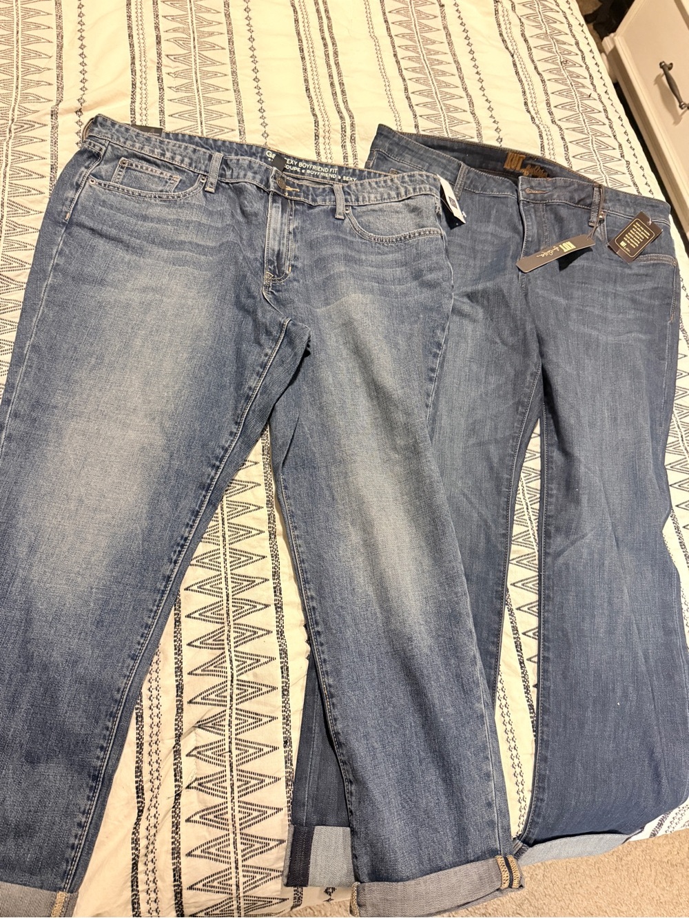 Bundle - Sexy Boyfriend Jeans & Kut from the Kloth jeans & 2 Jean Jackets